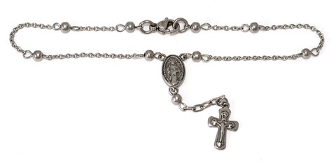 El rosario siempre vigente, ahora está en boom. Esta pulsera es divina.